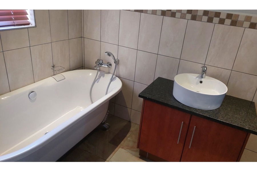 3 Bedroom Property for Sale in Bergsig Western Cape